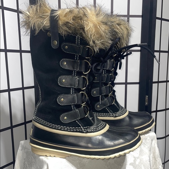Sorel Joan of Arctic Black Snow Boots Faux Fur Size 8 US - Picture 1 of 9